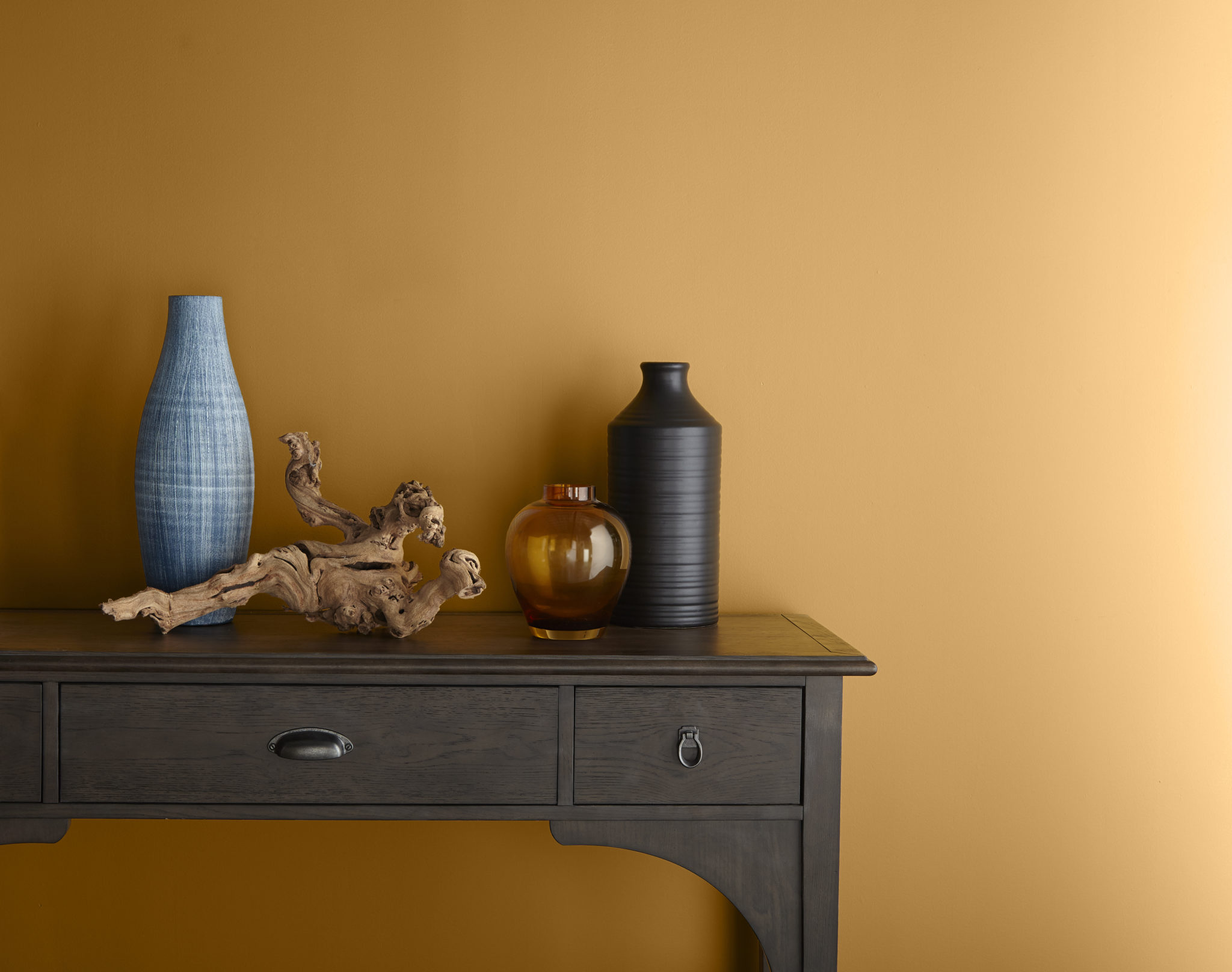 entry-paint-colour-of-the-month-saffron-strands